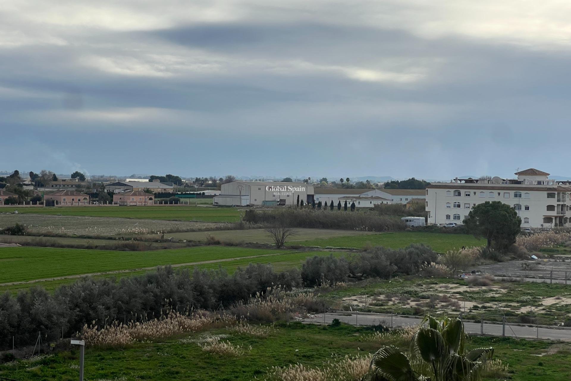 Wederverkoop - APPARTEMENT -
DOLORES - Comunidad Valenciana