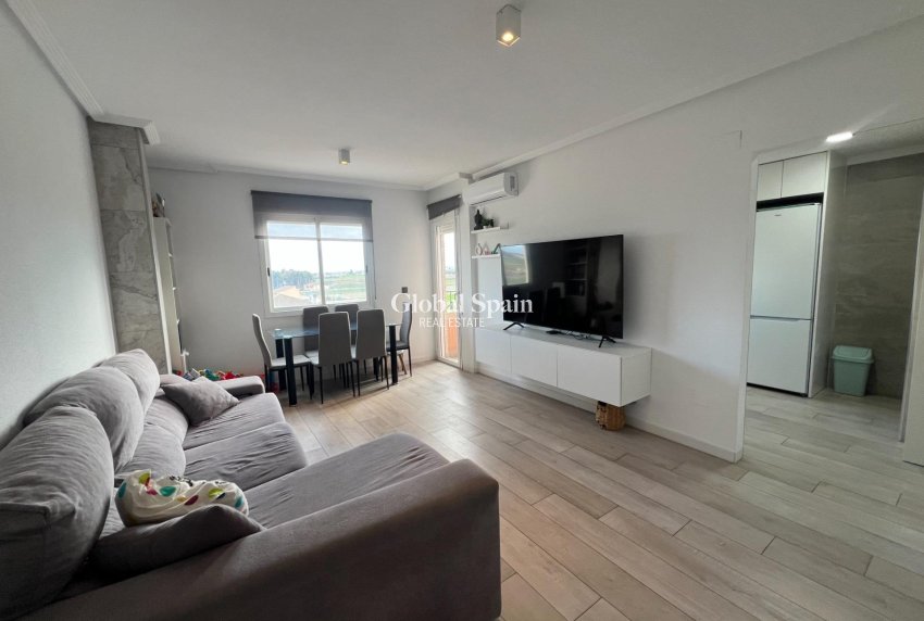 Wederverkoop - APPARTEMENT -
DOLORES - Comunidad Valenciana