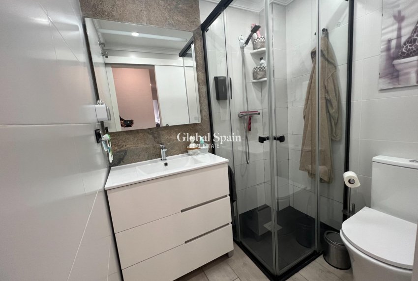 Wederverkoop - APPARTEMENT -
DOLORES - Comunidad Valenciana