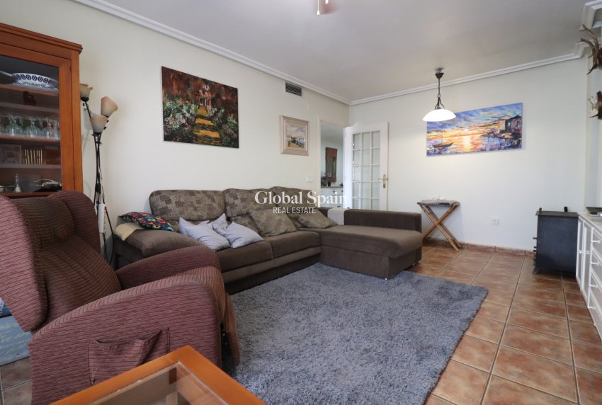 Wederverkoop - APPARTEMENT -
Dolores - Dolores - Town
