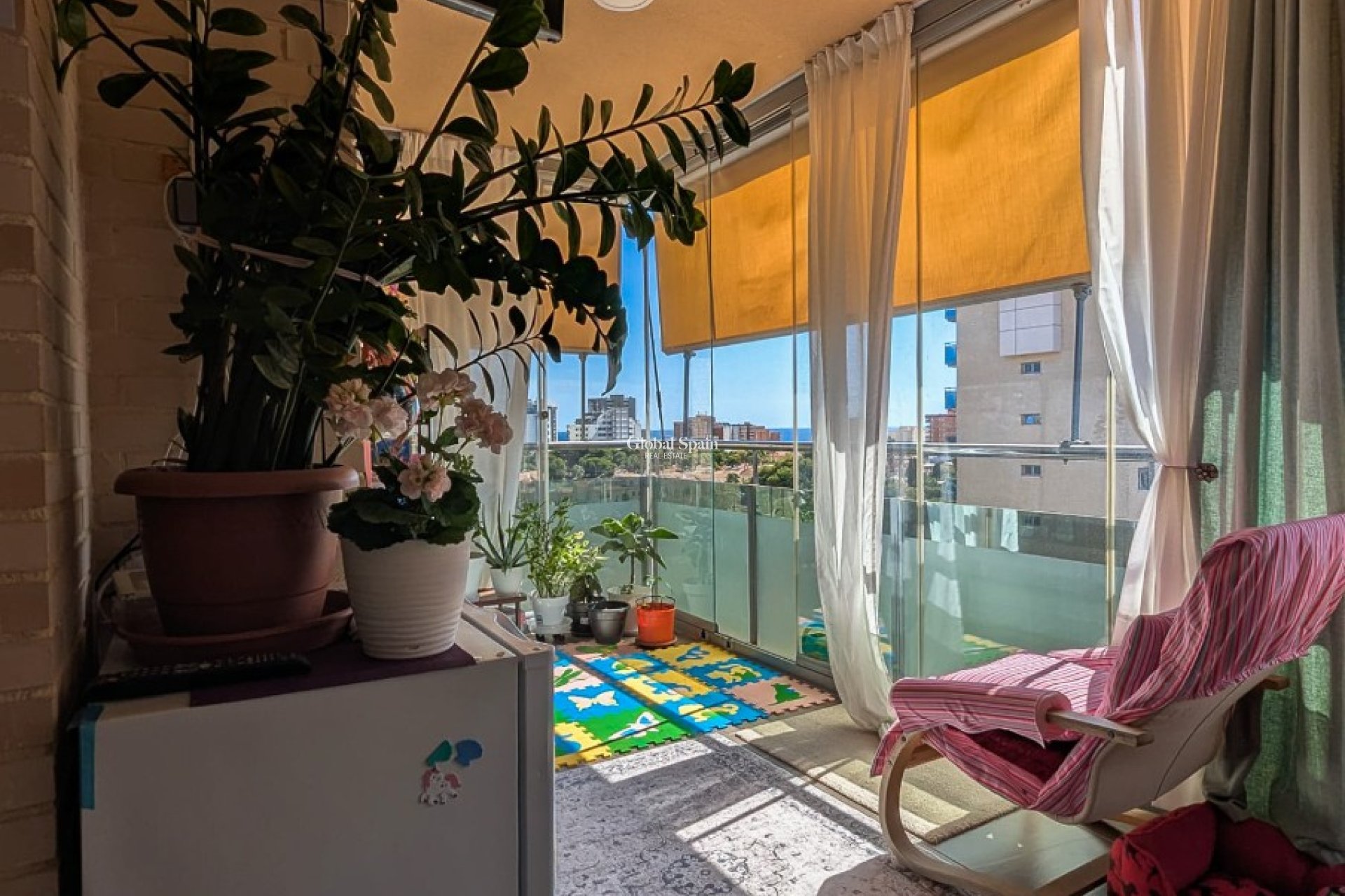 Wederverkoop - APPARTEMENT -
EL CAMPELLO - Campello