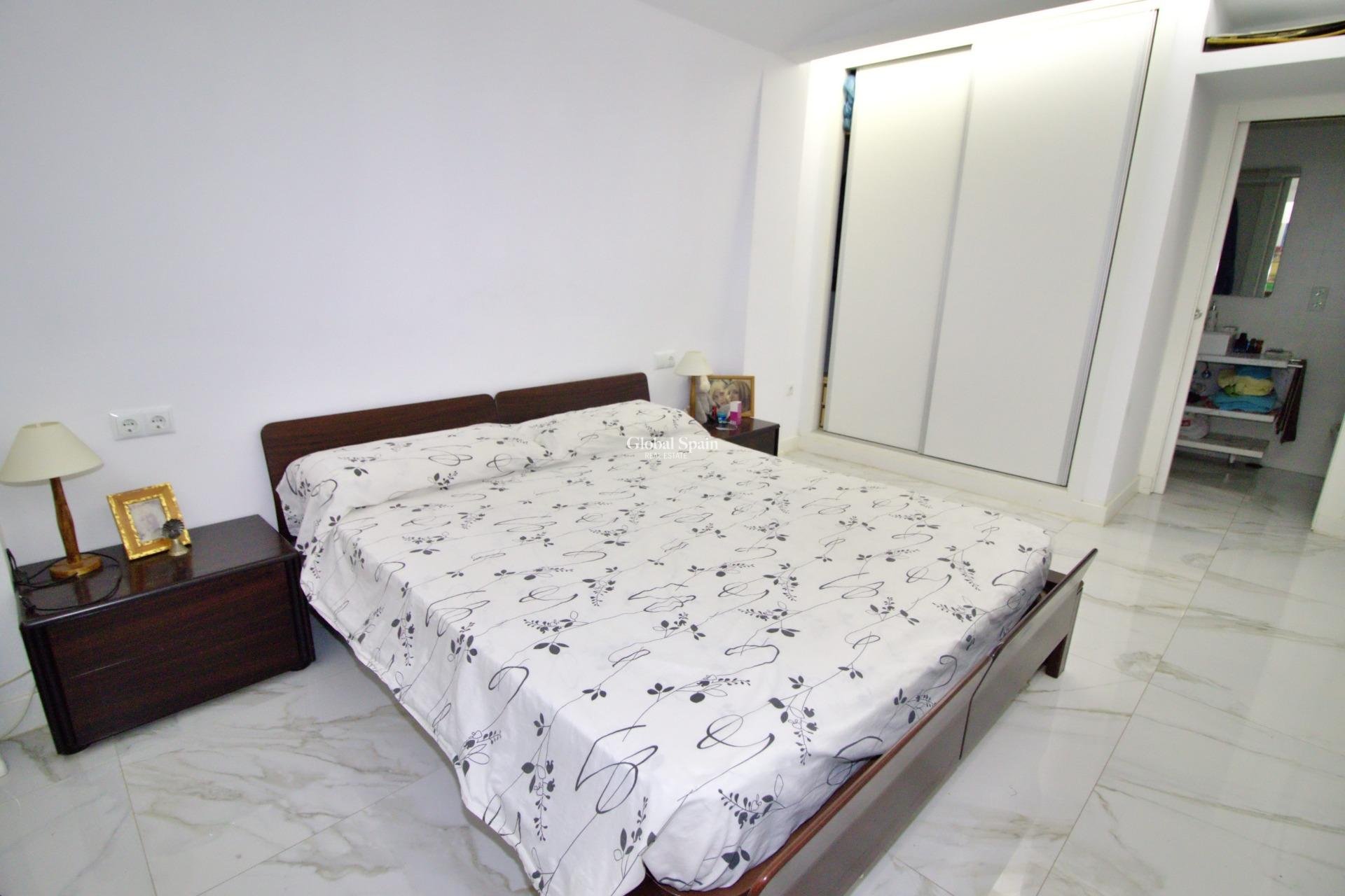 Wederverkoop - APPARTEMENT -
ELCHE - Plaza Crevillente-juzgados