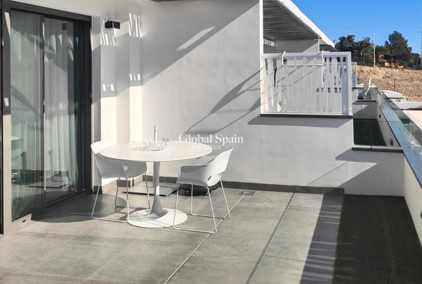 Wederverkoop - APPARTEMENT -
FINESTRAT - Costa Blanca