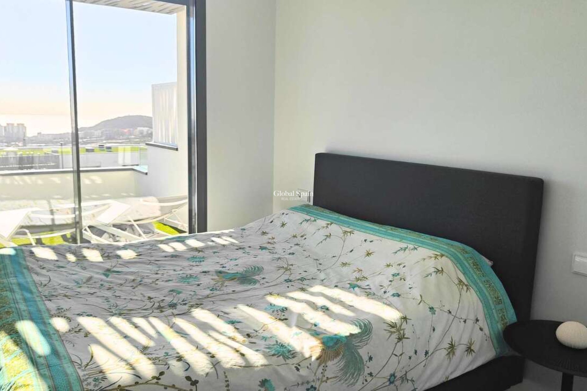 Wederverkoop - APPARTEMENT -
FINESTRAT - Costa Blanca