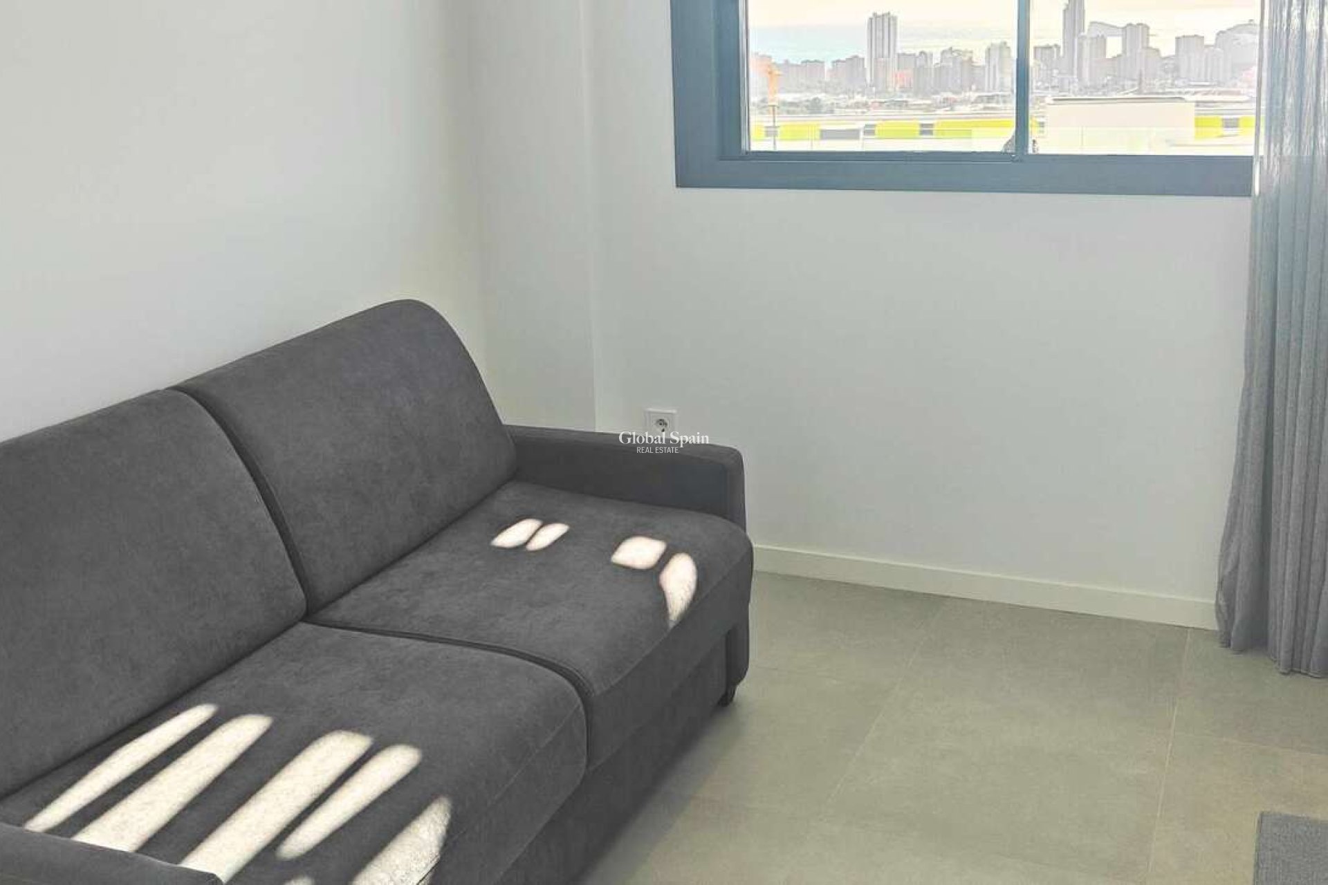 Wederverkoop - APPARTEMENT -
FINESTRAT - Costa Blanca