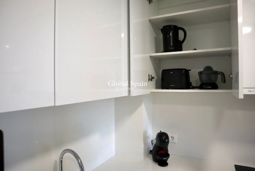 Wederverkoop - Appartement -
FINESTRAT