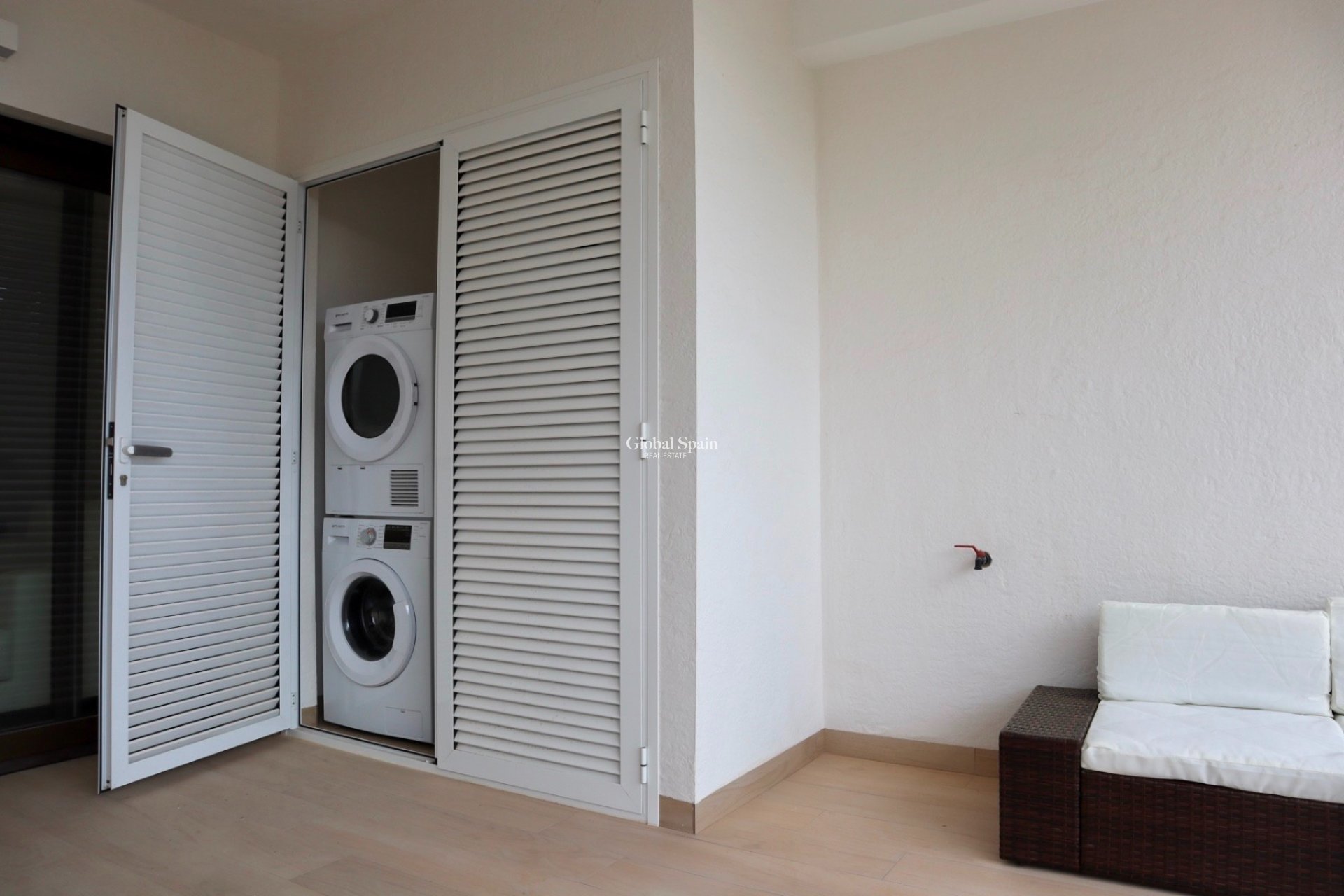 Wederverkoop - Appartement -
FINESTRAT