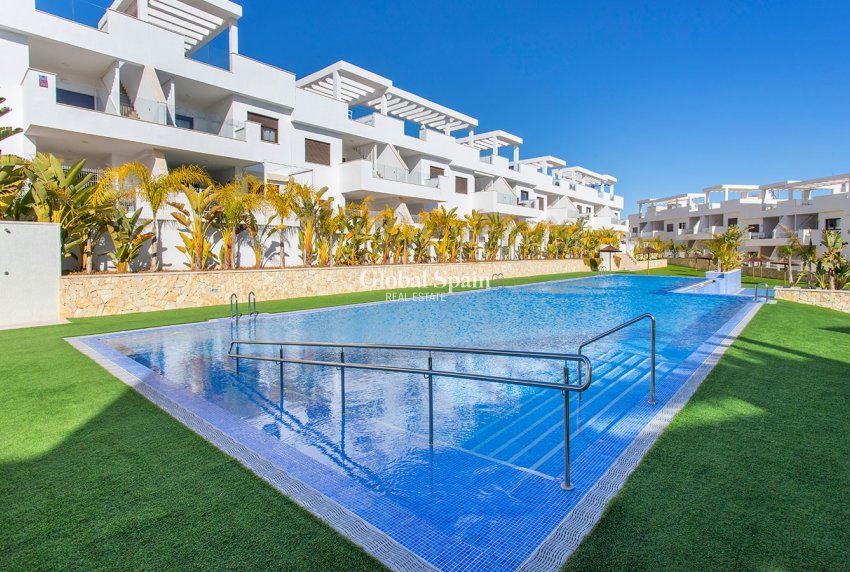 Wederverkoop - APPARTEMENT -
FINESTRAT