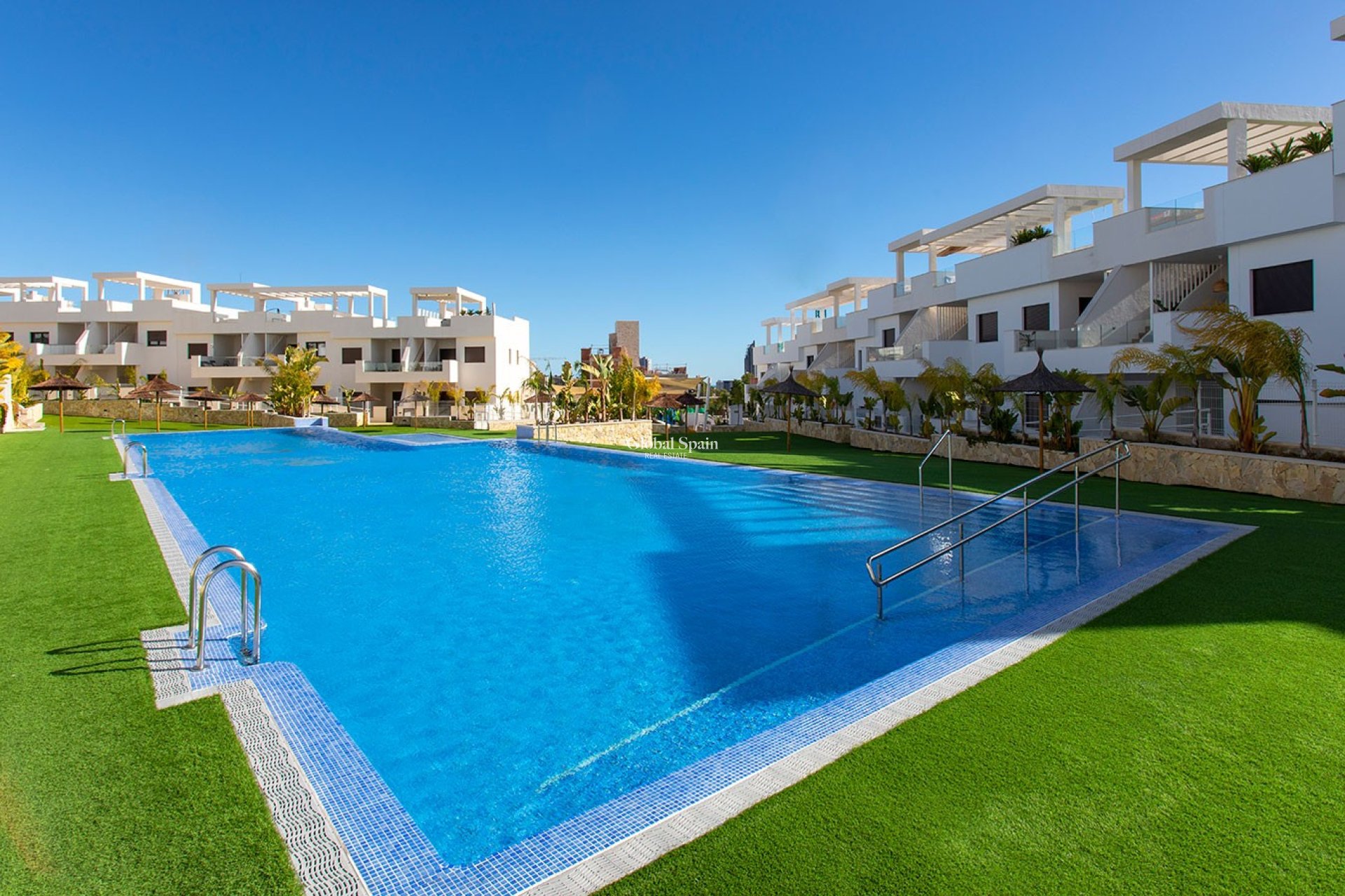 Wederverkoop - APPARTEMENT -
FINESTRAT