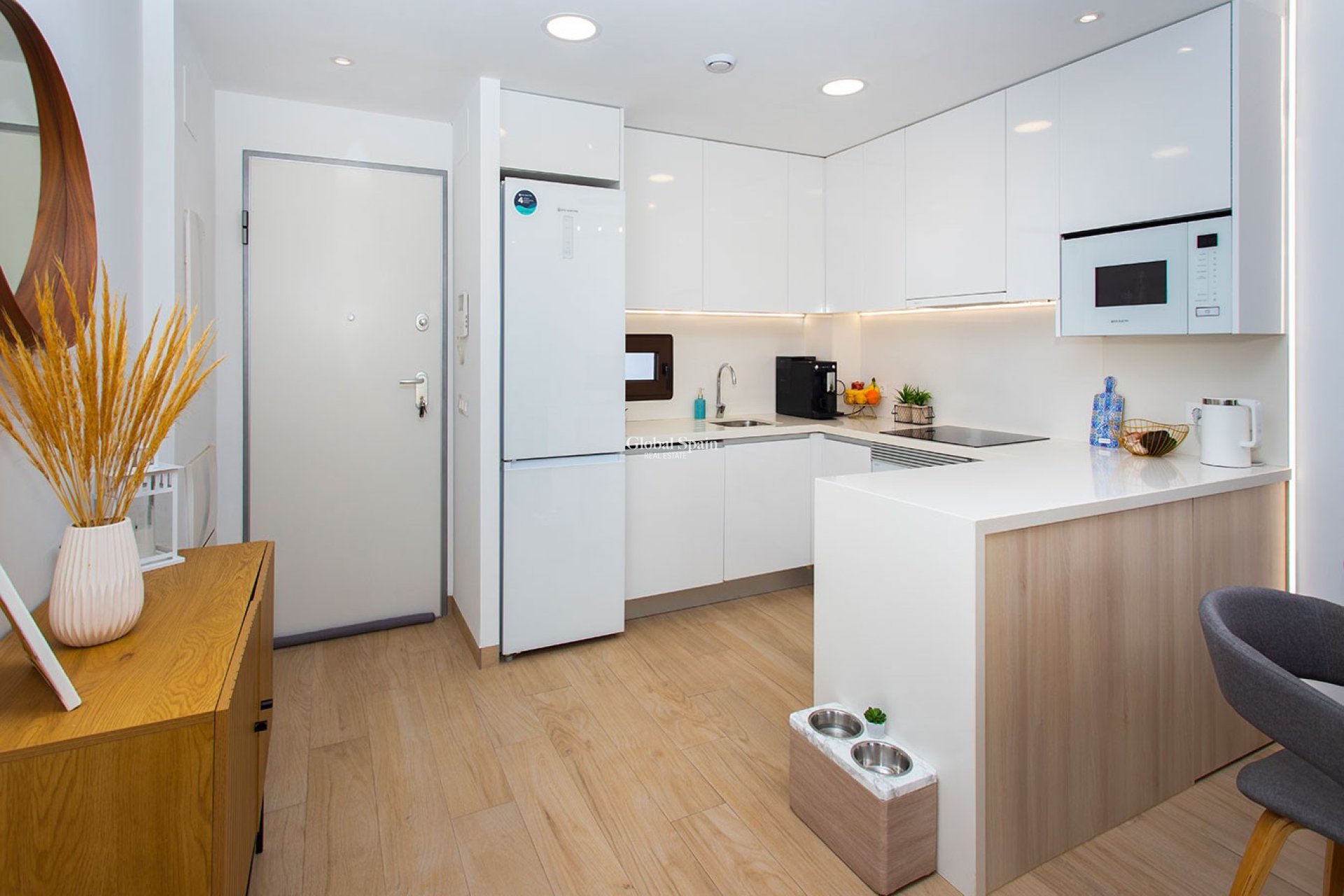 Wederverkoop - APPARTEMENT -
FINESTRAT