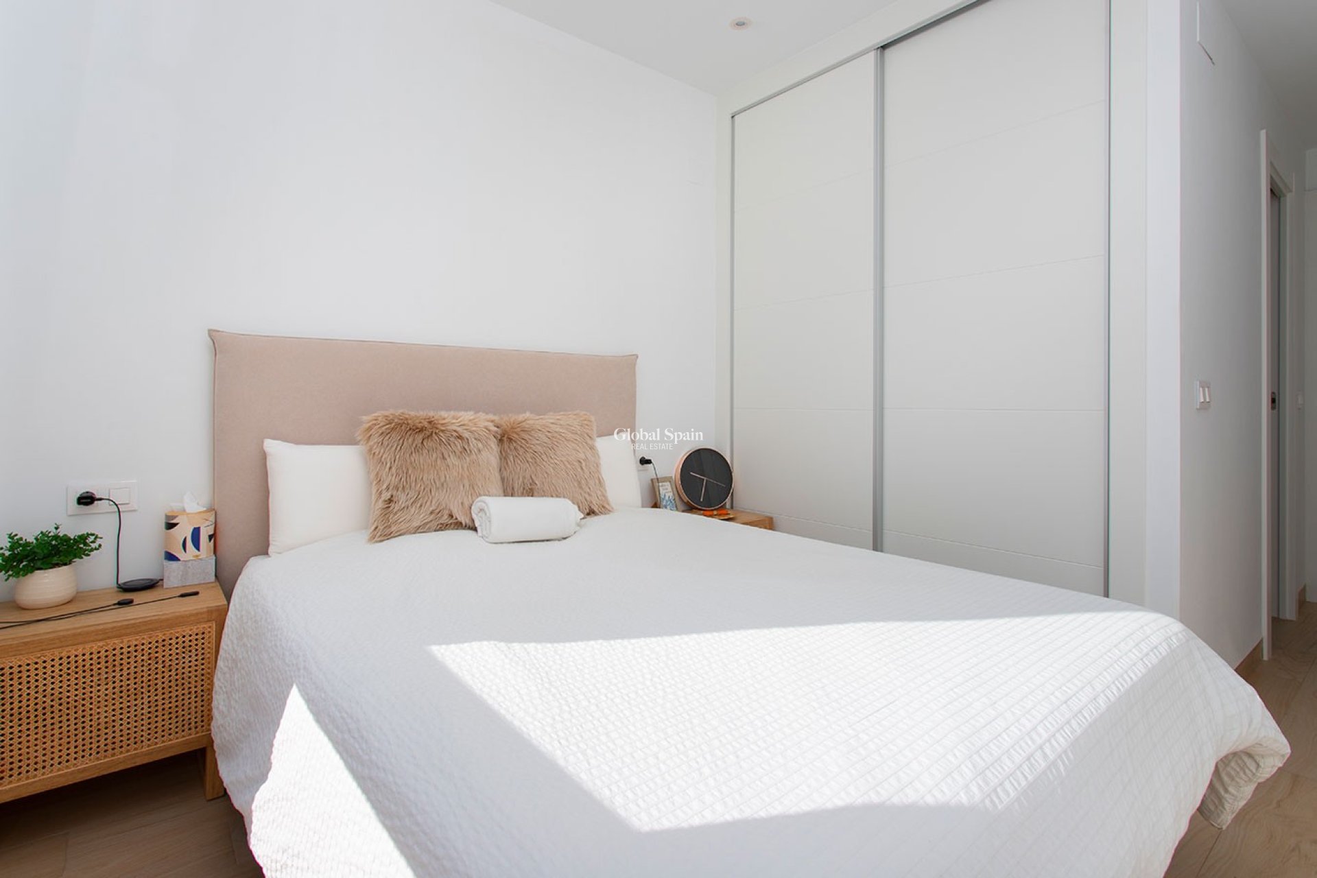 Wederverkoop - APPARTEMENT -
FINESTRAT