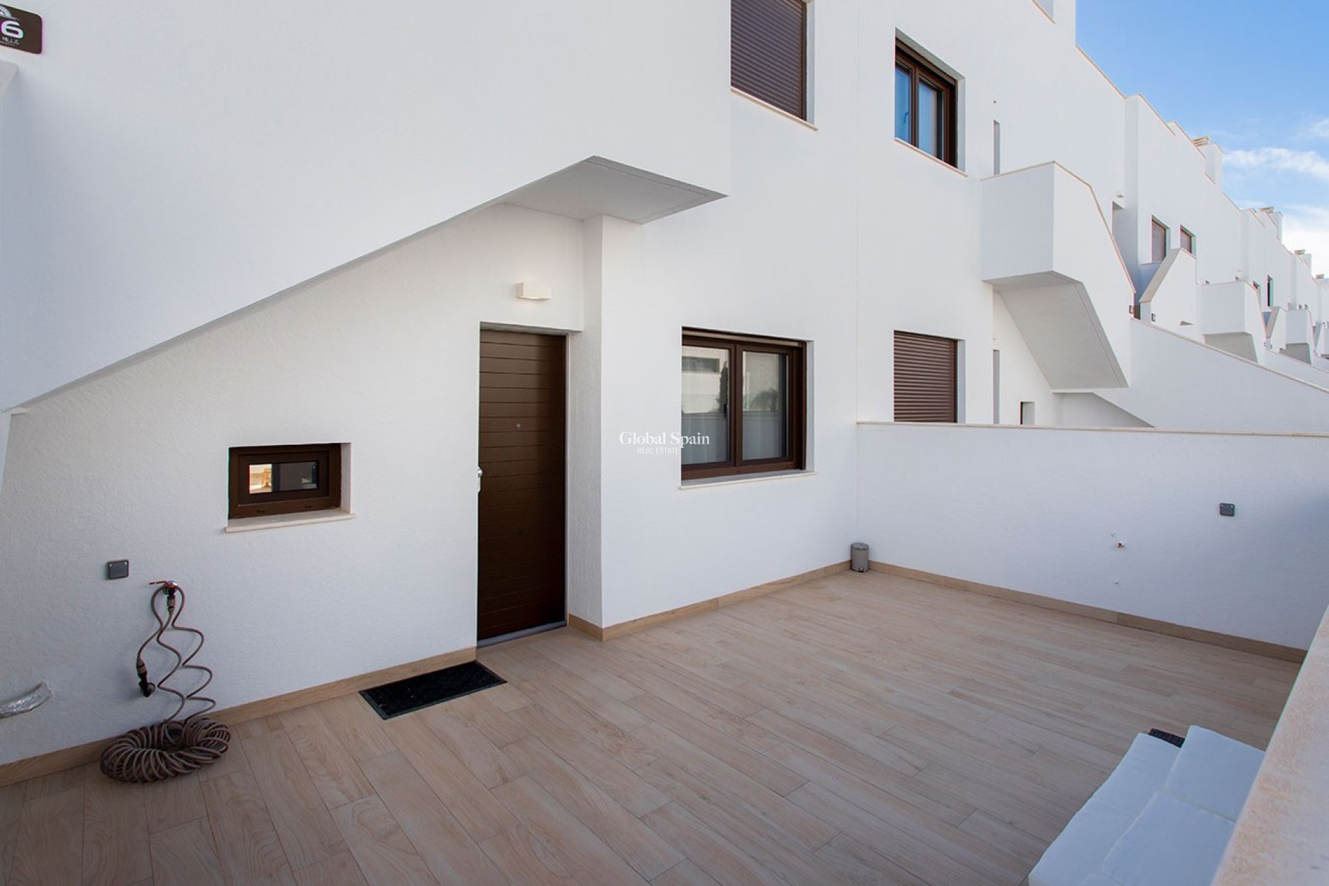 Wederverkoop - APPARTEMENT -
FINESTRAT