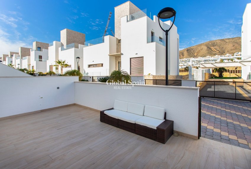 Wederverkoop - APPARTEMENT -
FINESTRAT