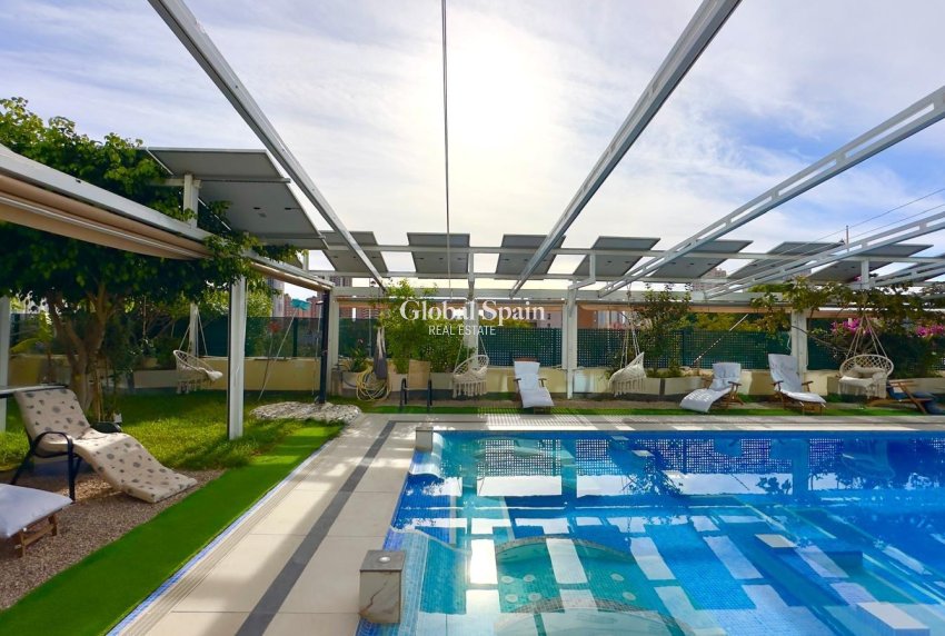 Wederverkoop - APPARTEMENT -
FINESTRAT