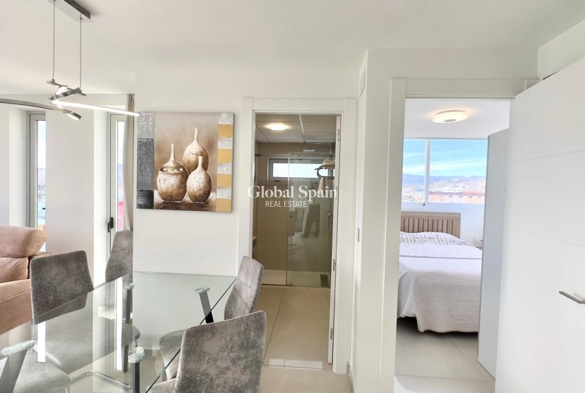 Wederverkoop - APPARTEMENT -
FINESTRAT