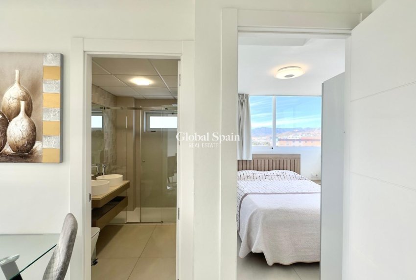 Wederverkoop - APPARTEMENT -
FINESTRAT