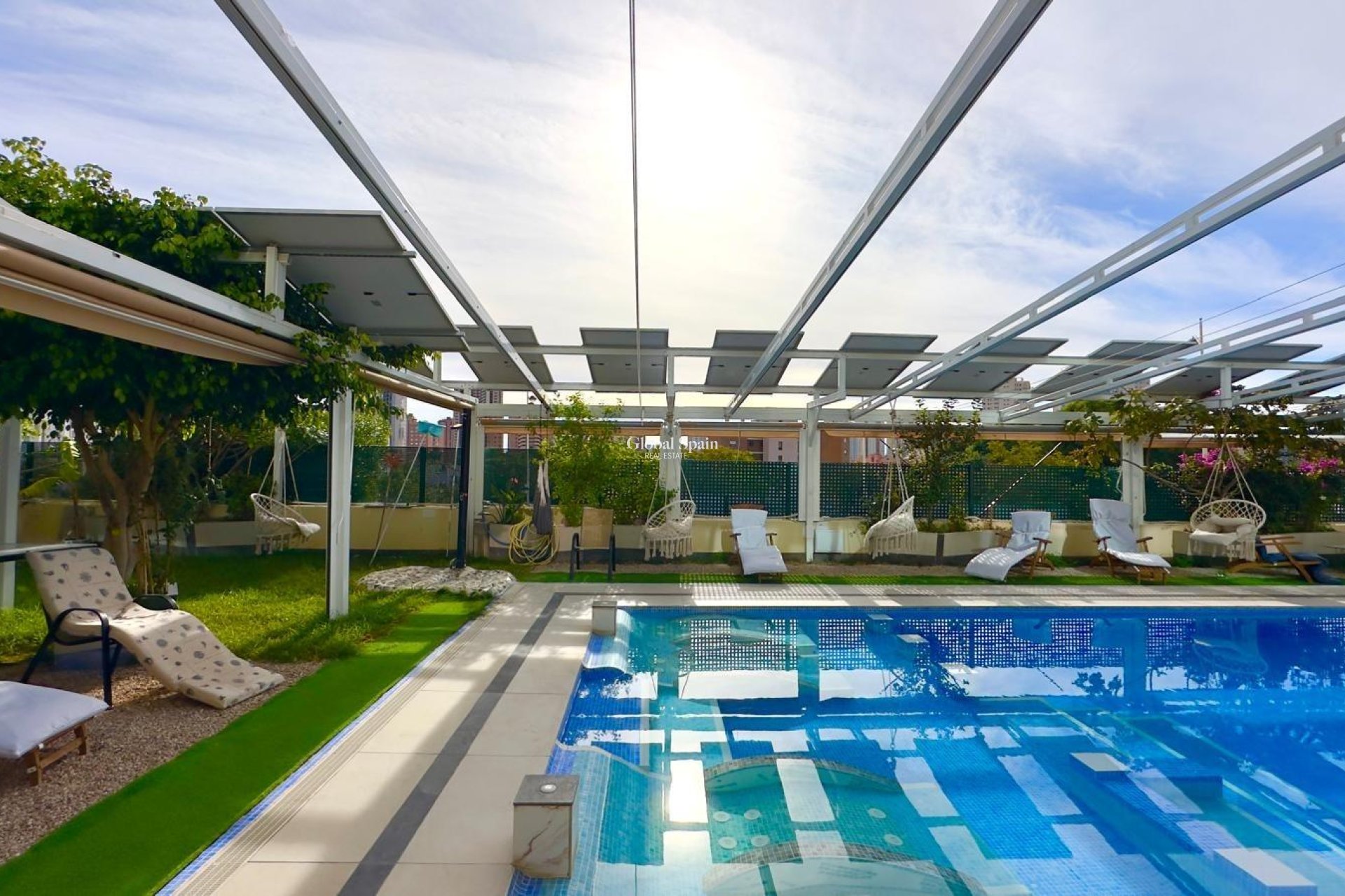 Wederverkoop - APPARTEMENT -
FINESTRAT