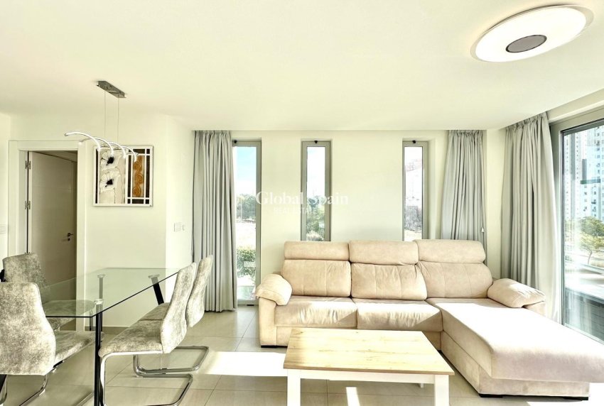 Wederverkoop - APPARTEMENT -
FINESTRAT