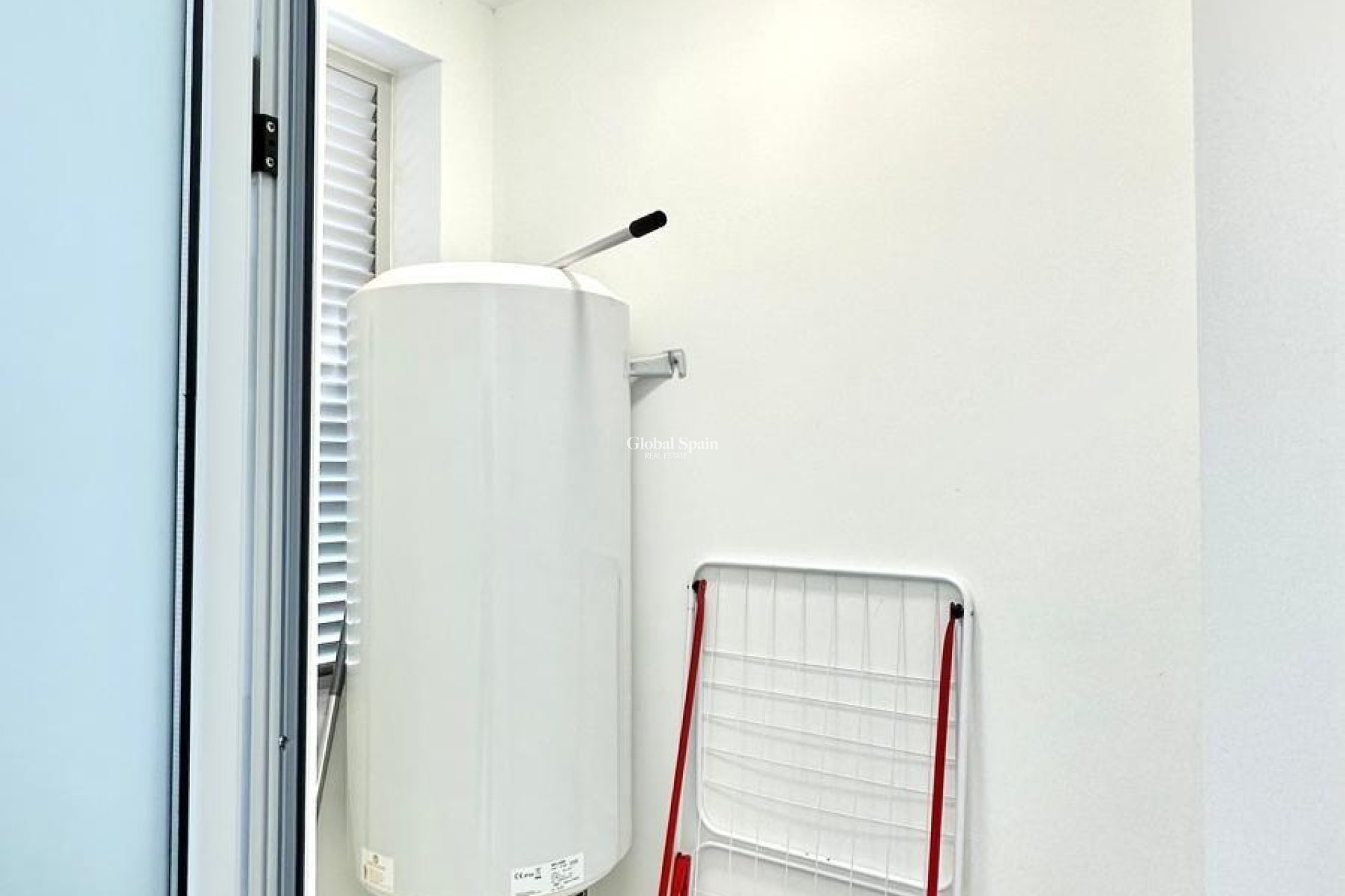 Wederverkoop - APPARTEMENT -
FINESTRAT