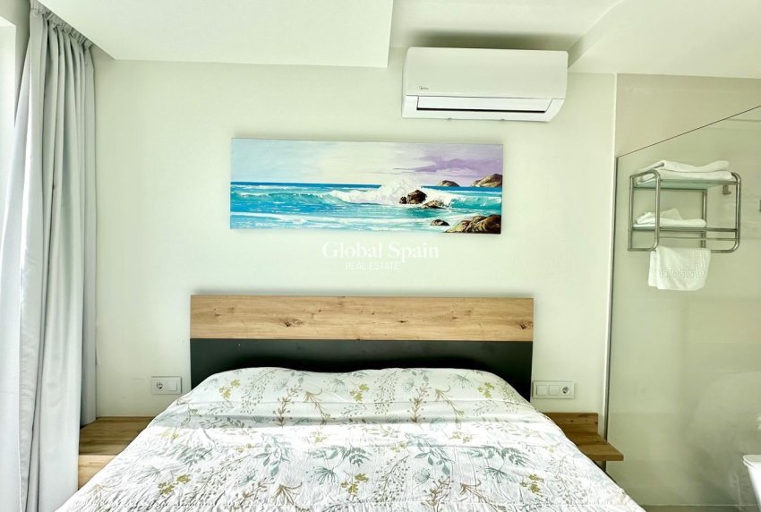 Wederverkoop - APPARTEMENT -
FINESTRAT