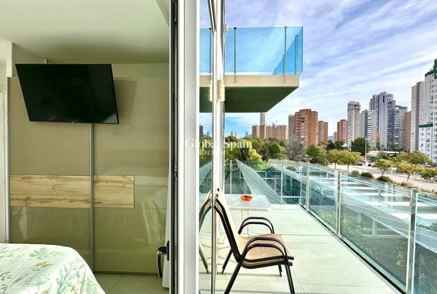 Wederverkoop - APPARTEMENT -
FINESTRAT