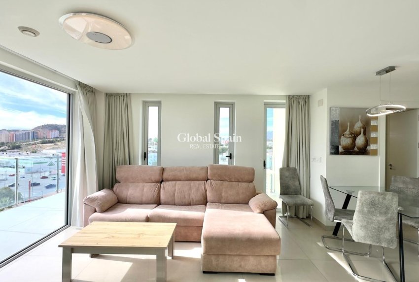 Wederverkoop - APPARTEMENT -
FINESTRAT