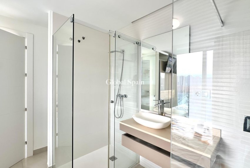 Wederverkoop - APPARTEMENT -
FINESTRAT