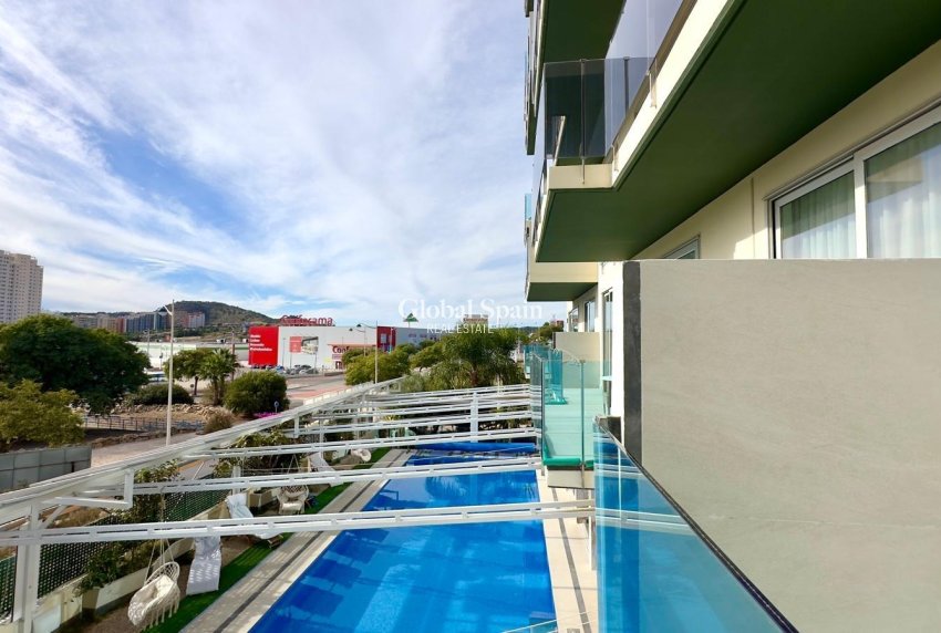 Wederverkoop - APPARTEMENT -
FINESTRAT