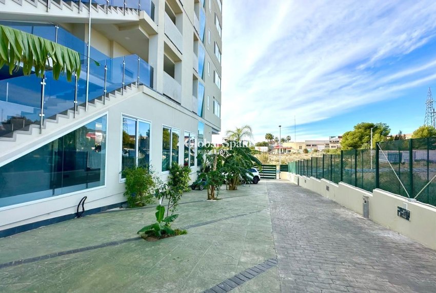 Wederverkoop - APPARTEMENT -
FINESTRAT