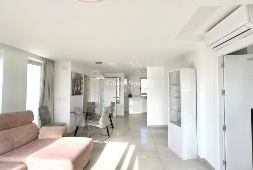Wederverkoop - APPARTEMENT -
FINESTRAT