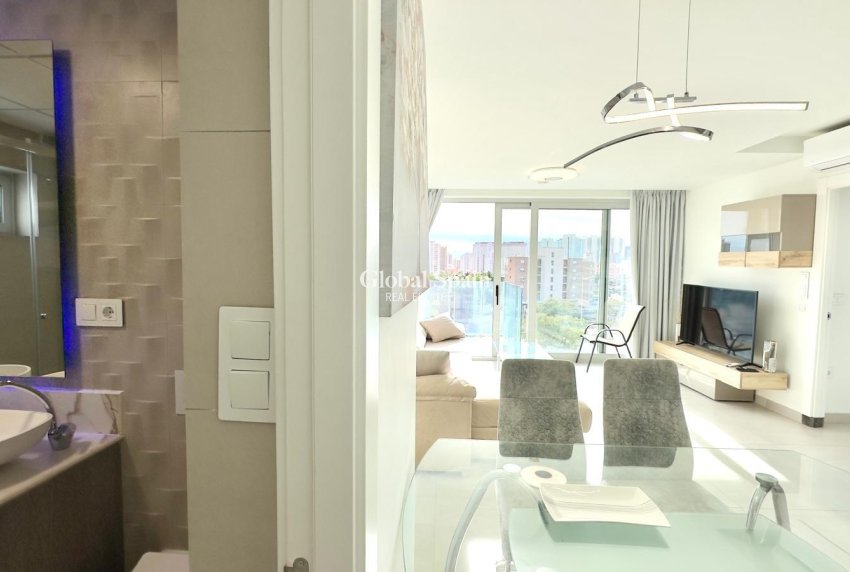 Wederverkoop - APPARTEMENT -
FINESTRAT