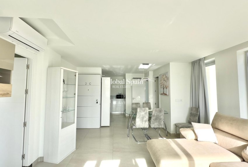 Wederverkoop - APPARTEMENT -
FINESTRAT