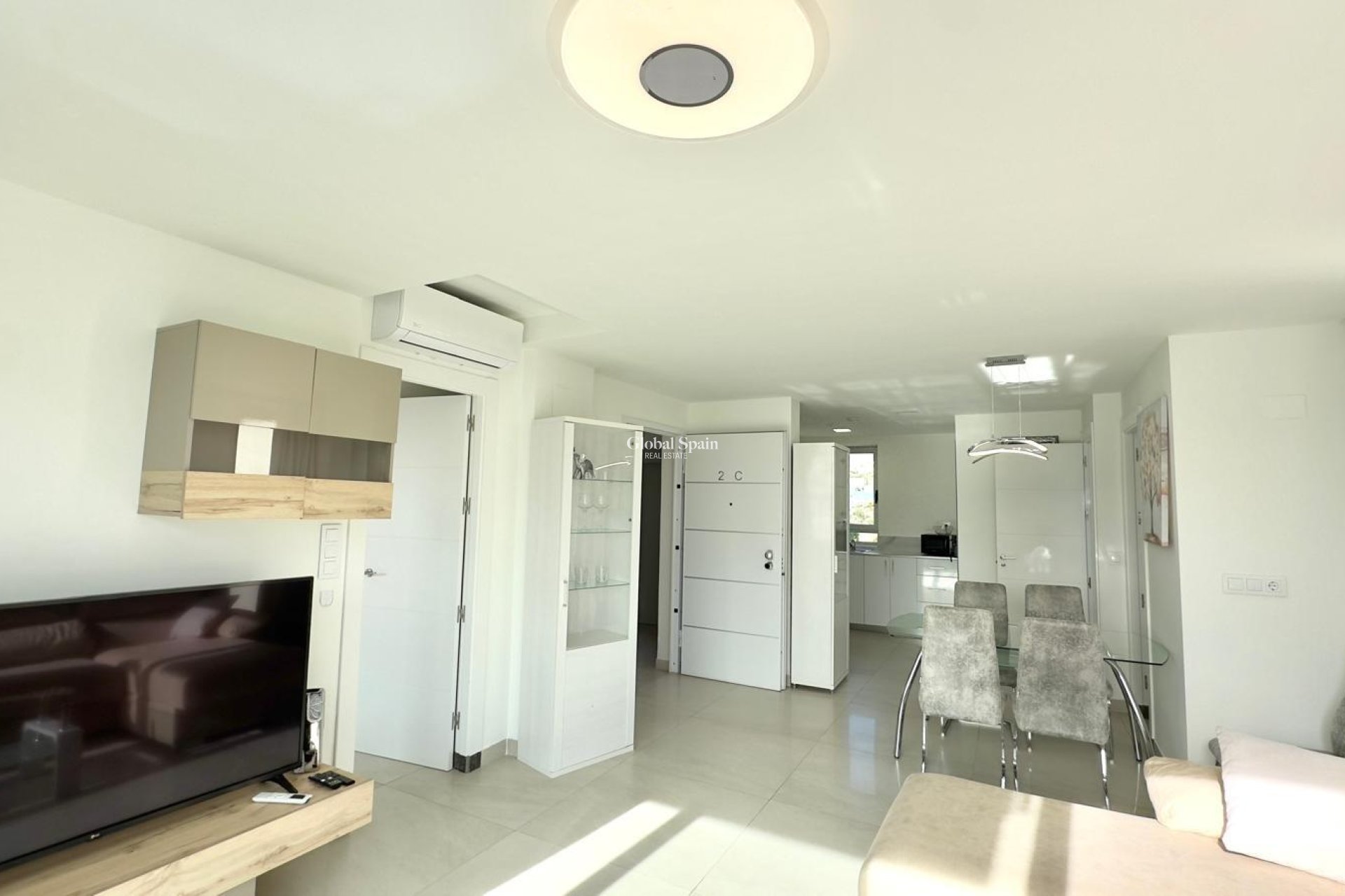 Wederverkoop - APPARTEMENT -
FINESTRAT