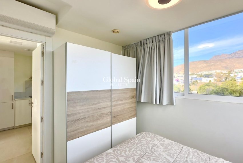 Wederverkoop - APPARTEMENT -
FINESTRAT
