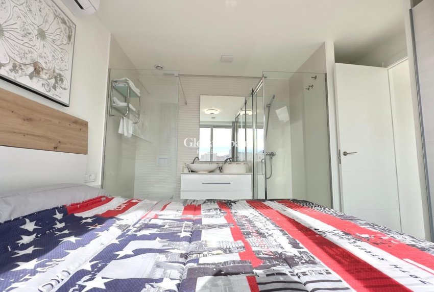 Wederverkoop - APPARTEMENT -
FINESTRAT