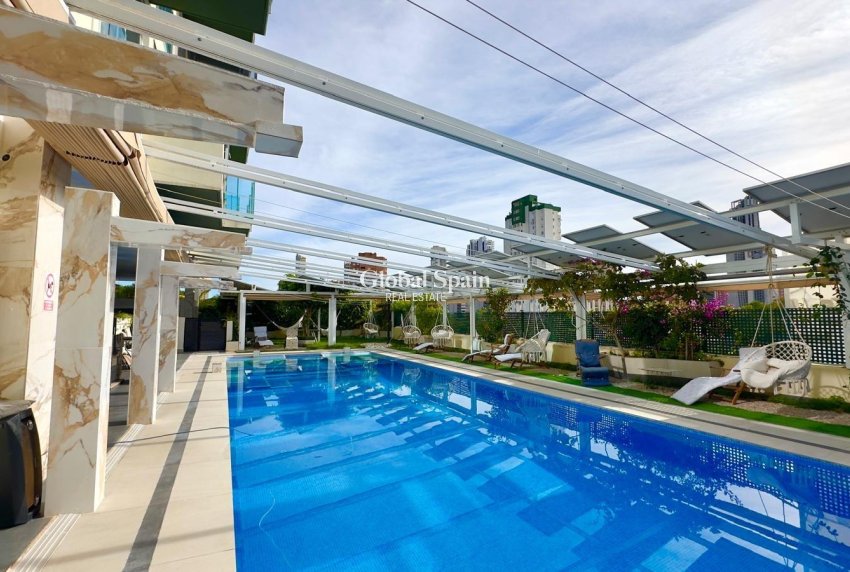 Wederverkoop - APPARTEMENT -
FINESTRAT