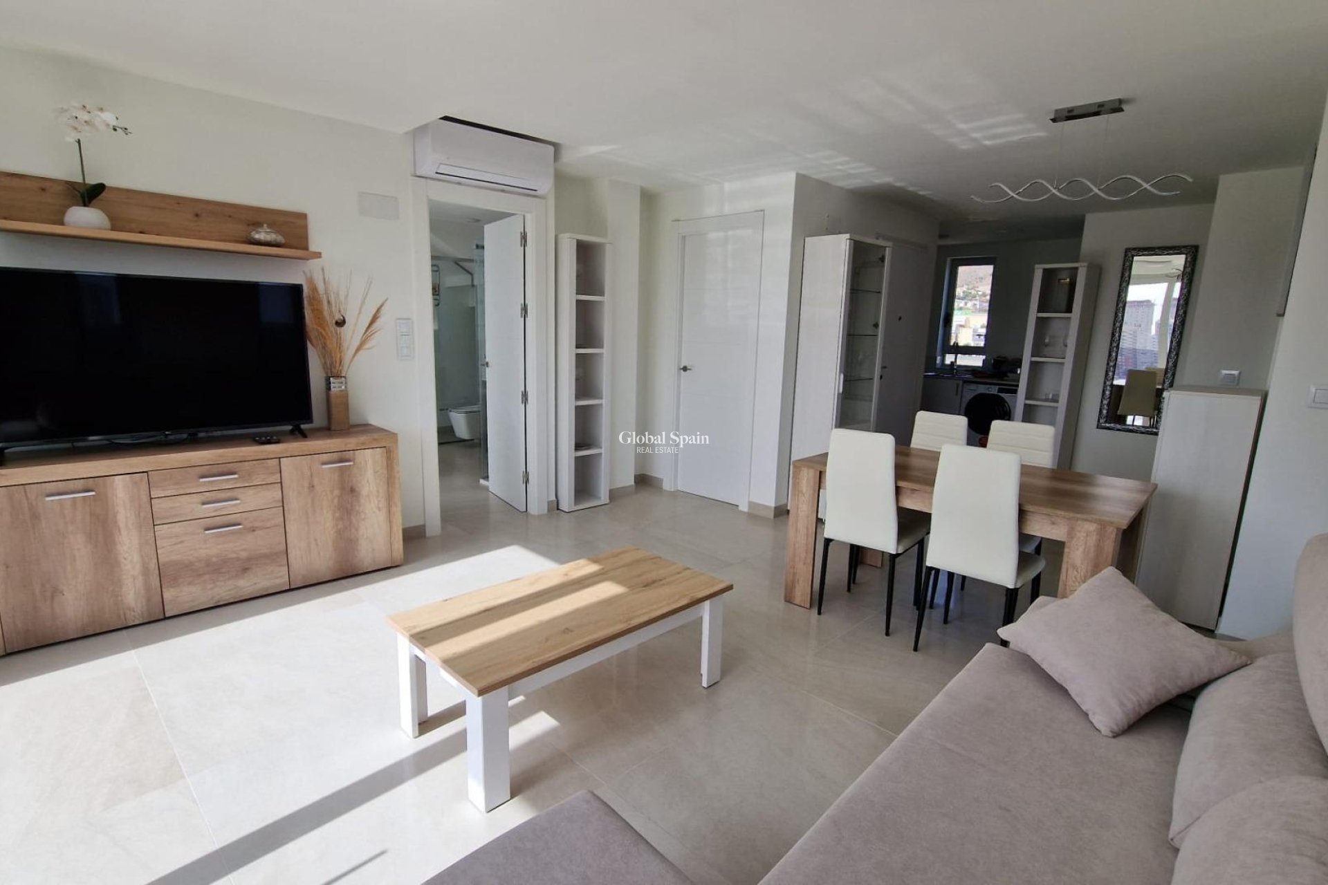 Wederverkoop - APPARTEMENT -
FINESTRAT