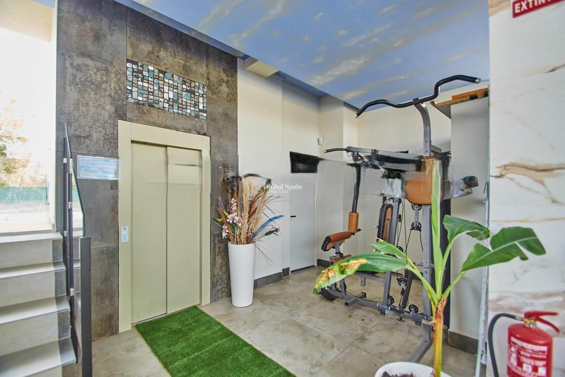 Wederverkoop - APPARTEMENT -
FINESTRAT