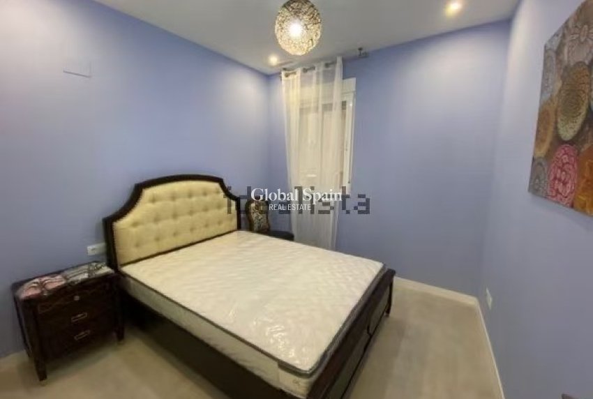 Wederverkoop - Appartement - Flat -
ALICANTE - Centro