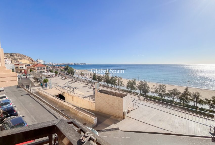 Wederverkoop - Appartement - Flat -
ALICANTE - Centro