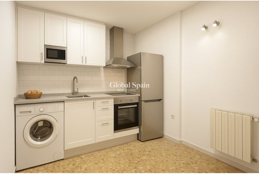 Wederverkoop - Appartement - Flat -
ALICANTE - Centro