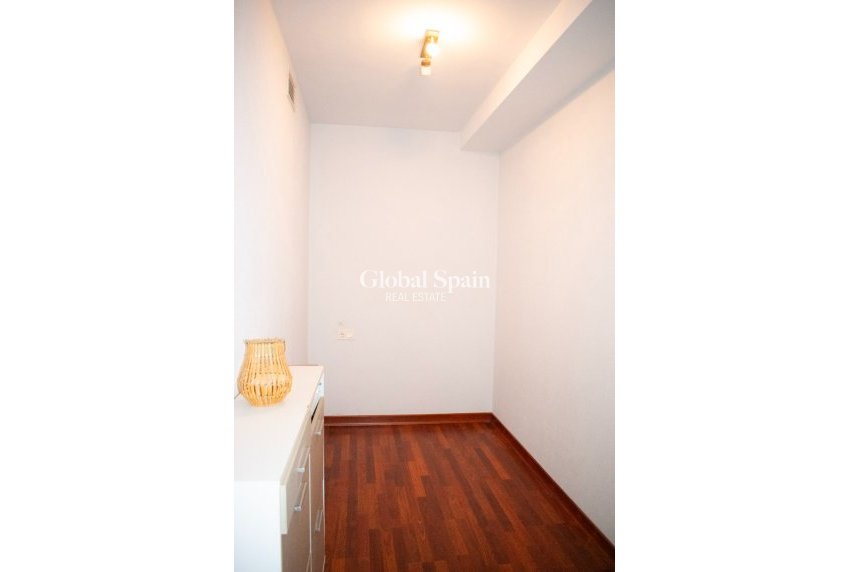 Wederverkoop - Appartement - Flat -
GUARDAMAR DEL SEGURA - Guardamar pueblo