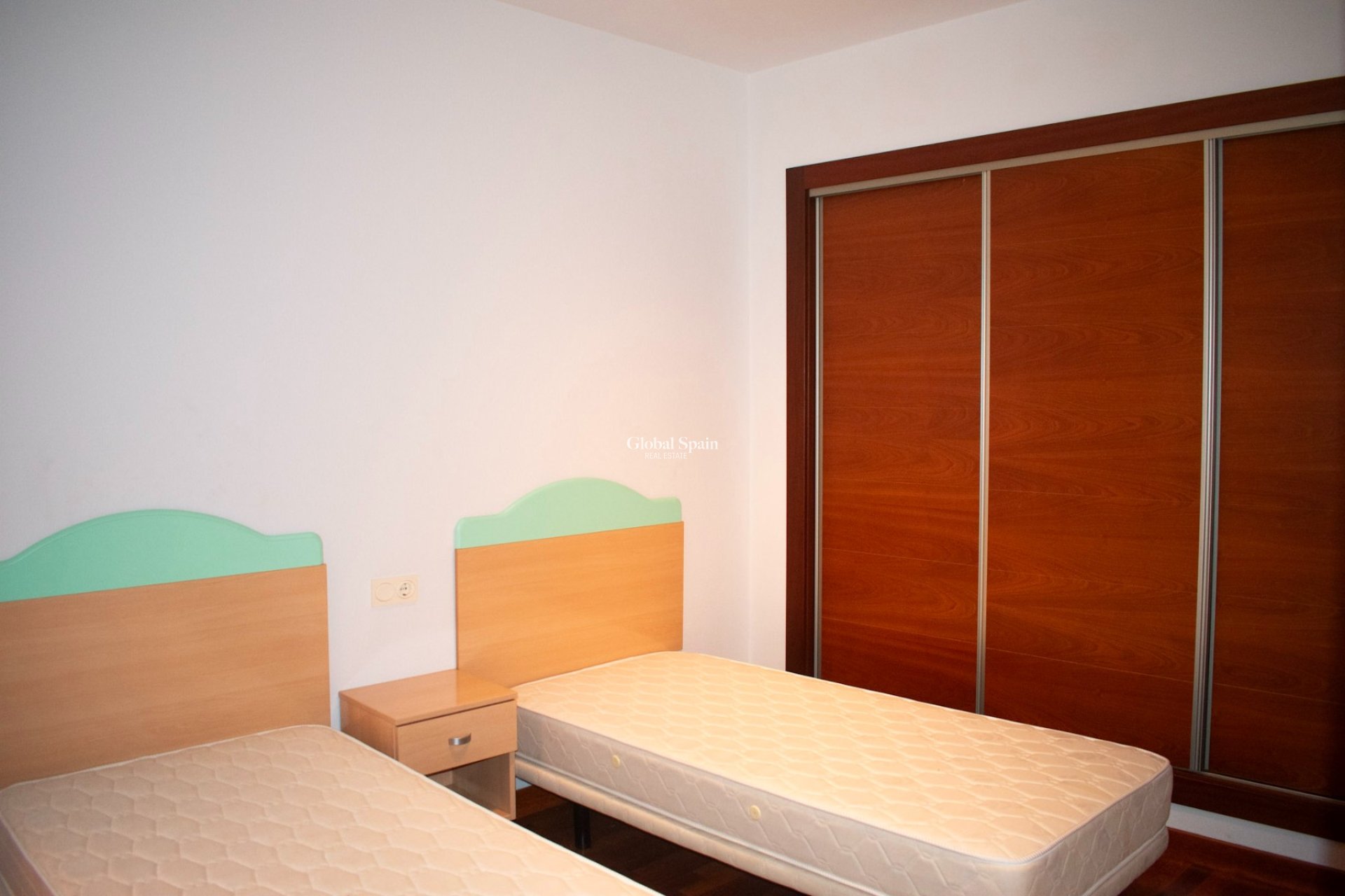 Wederverkoop - Appartement - Flat -
GUARDAMAR DEL SEGURA - Guardamar pueblo