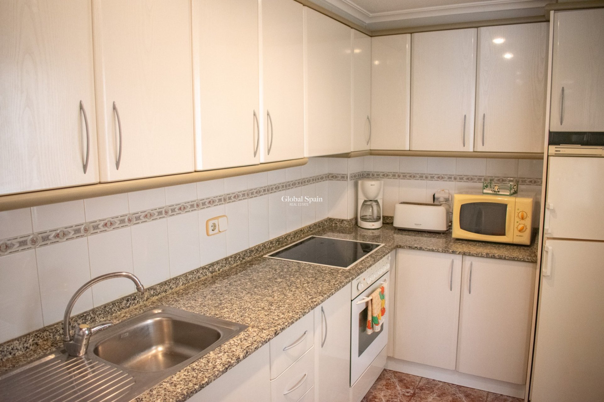 Wederverkoop - Appartement - Flat -
GUARDAMAR DEL SEGURA - Guardamar pueblo