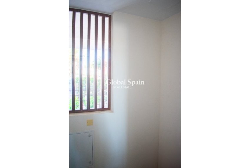 Wederverkoop - Appartement - Flat -
ORIHUELA COSTA - CABO ROIG