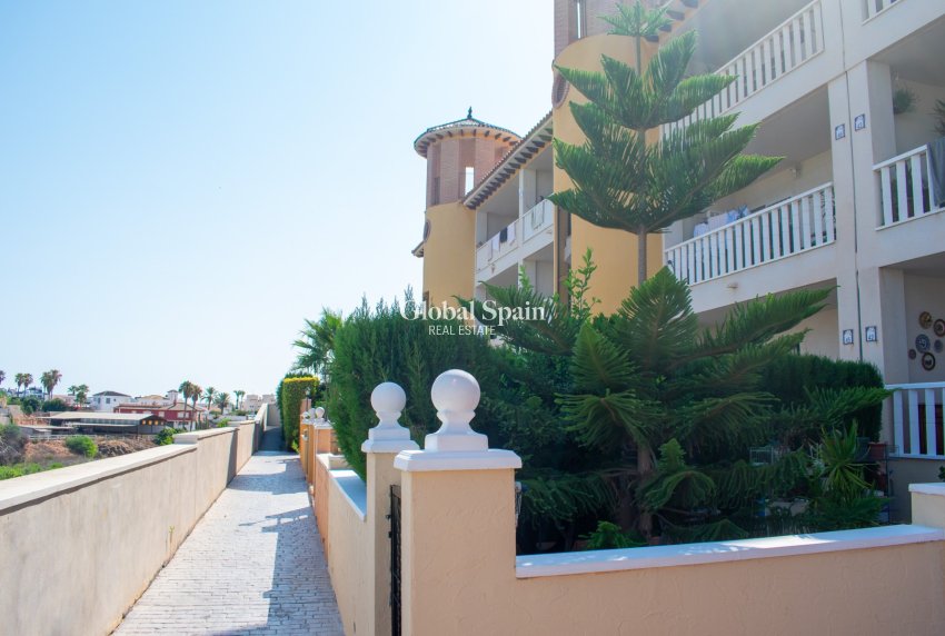 Wederverkoop - Appartement - Flat -
ORIHUELA COSTA - Los Dolses