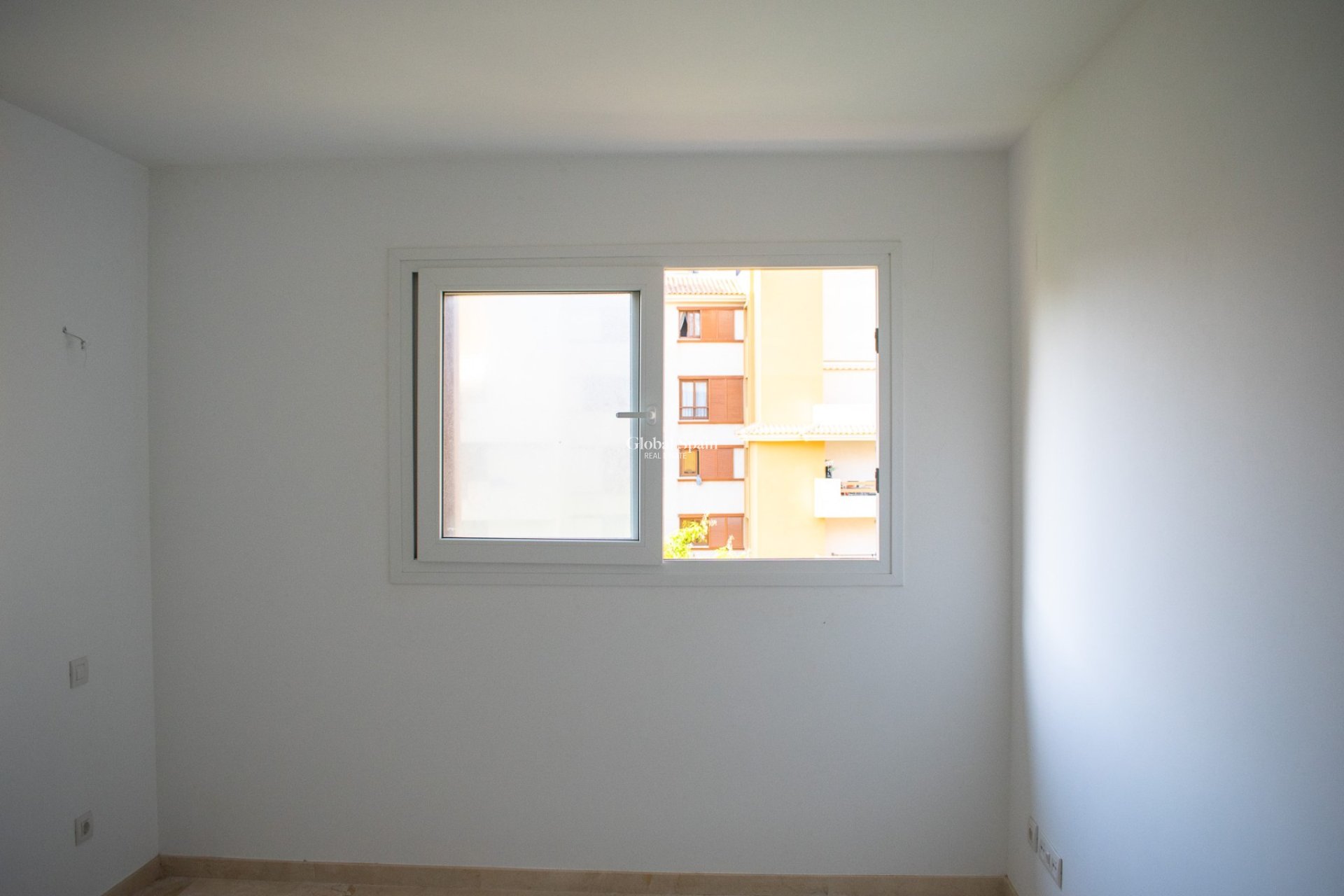 Wederverkoop - Appartement - Flat -
ORIHUELA COSTA - Punta Prima