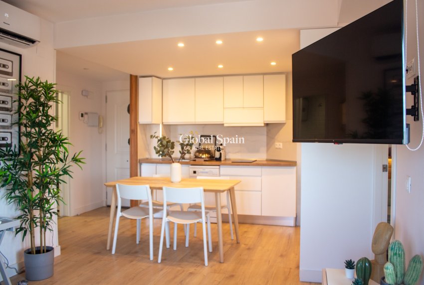 Wederverkoop - Appartement - Flat -
TORREVIEJA - La Mata