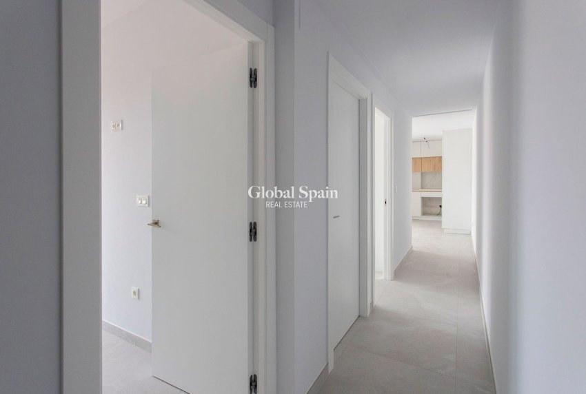 Wederverkoop - Appartement - Flat -
TORREVIEJA - Playa del Cura