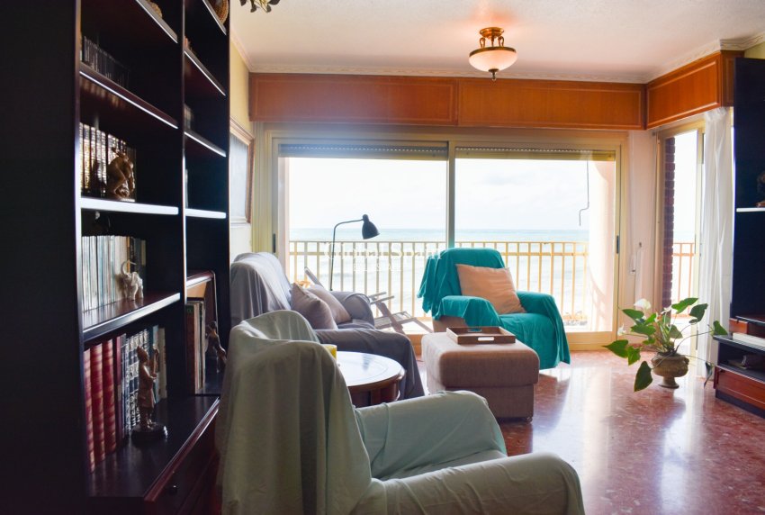 Wederverkoop - Appartement - Flat -
TORREVIEJA - Torrevieja Centro